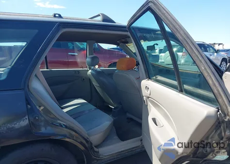 1998 Ford Escort Se z USA, uszkodzony, nr VIN 3FAFP15P0WR238401